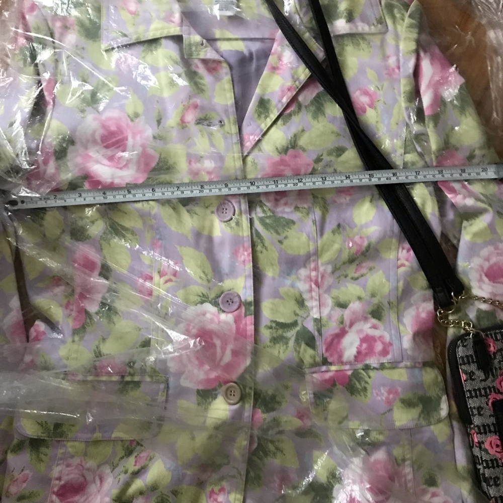 Beautiful Easter spring floral long jacket - Picture 7 of 8